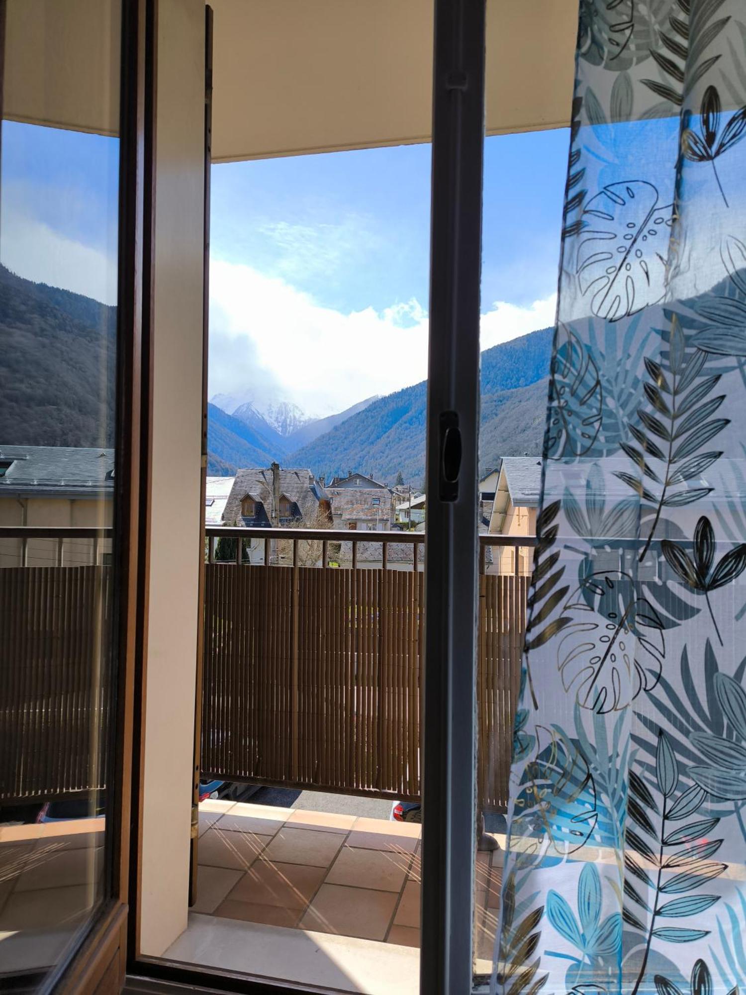 Bagnères-de-Luchon Appartement Vert Tendre Face A La Montagne מראה חיצוני תמונה